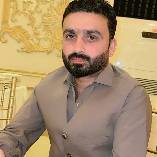 Zohaib Raza Danish Manager King's Inn Hotel Naran